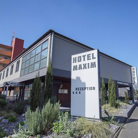 Hotel Maxim Ланґенфельд Екстер'єр фото