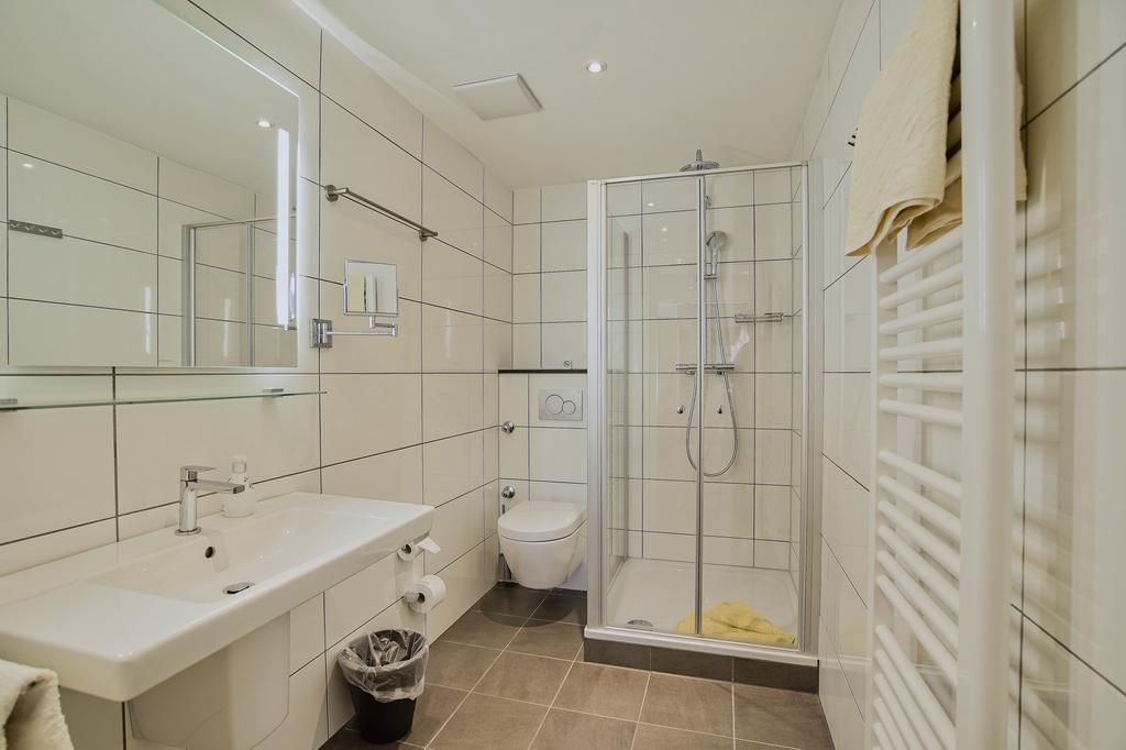Hotel Maxim Ланґенфельд Номер фото
